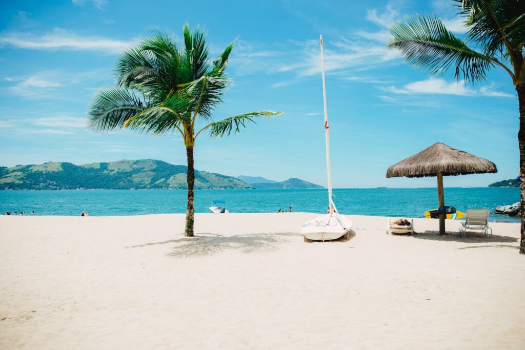 Cheap Beach Date Ideas